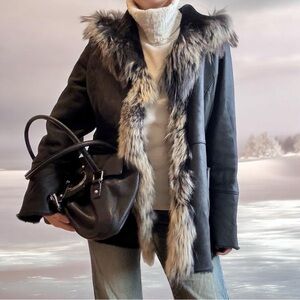 Fur collar black shearling coat